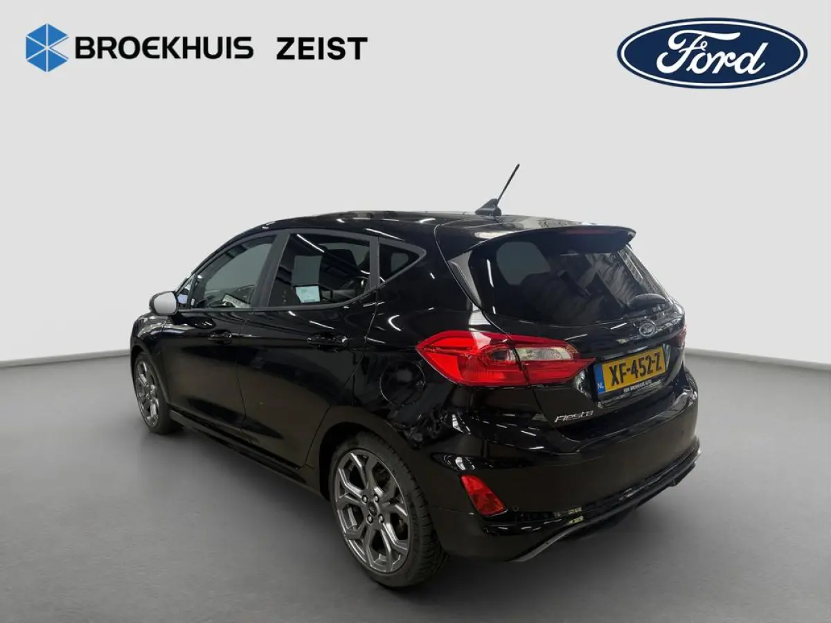 1.0 EcoBoost ST-Line | Apple carplay / Andriod auto | Privacy-glass | 17 INCH | DAB-audio