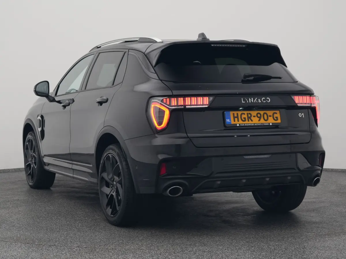 1.5 Plug-in Hybrid | 360° | BLACK | ZWARTE HEMEL | STUURVERWARMING | NLD AUTO