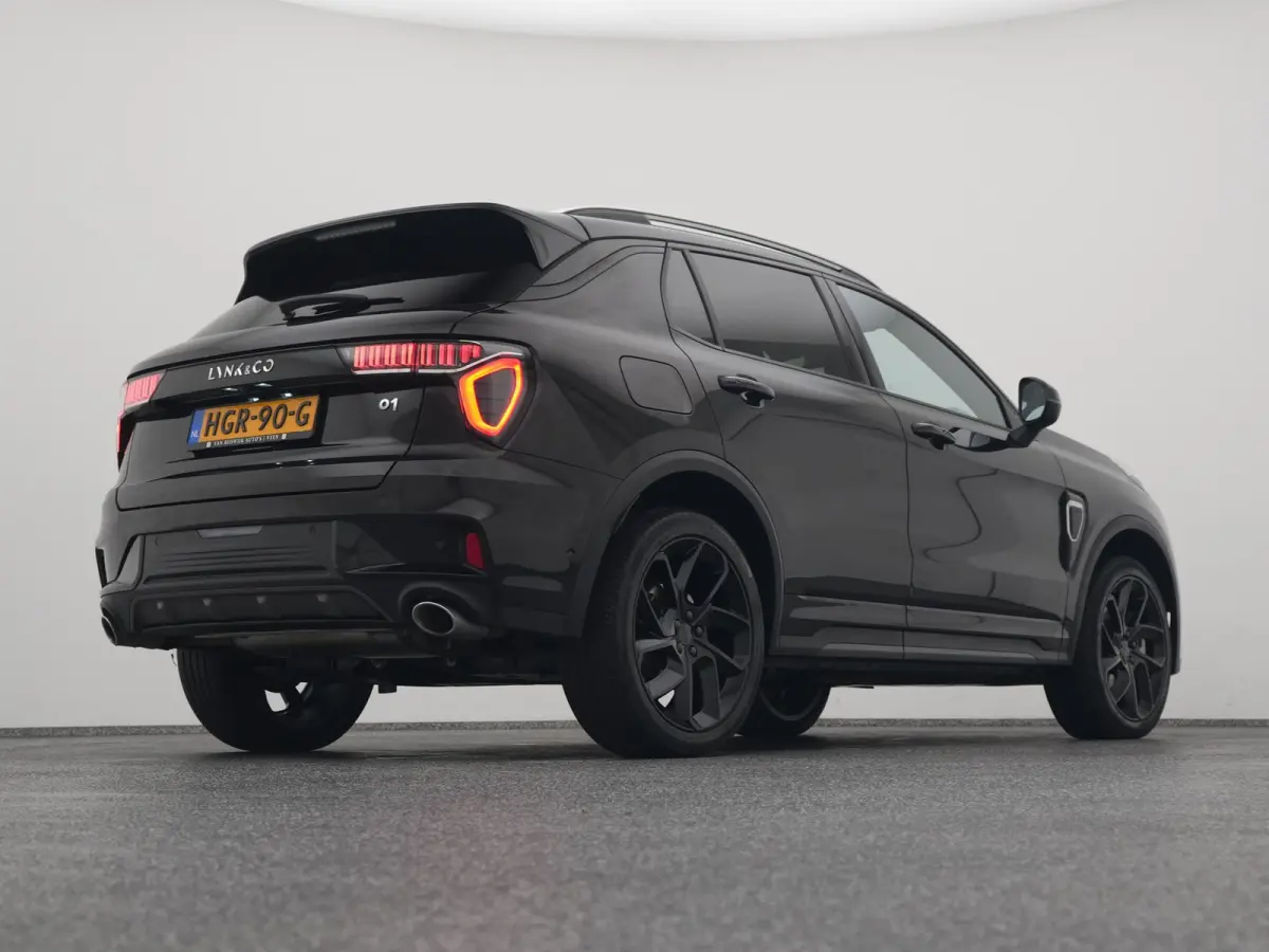 1.5 Plug-in Hybrid | 360° | BLACK | ZWARTE HEMEL | STUURVERWARMING | NLD AUTO