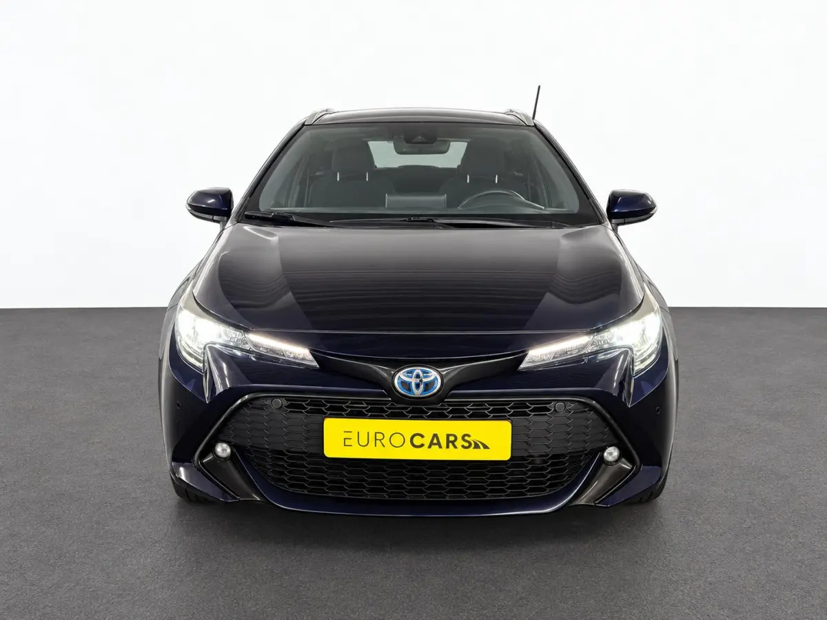 1.8 Hybrid Dynamic Navigatie Apple CarPlay Android Auto Camera Parkeerhulp Adaptive Cruise Control Stuurverwarming Climate Control Lichmetalen velgen