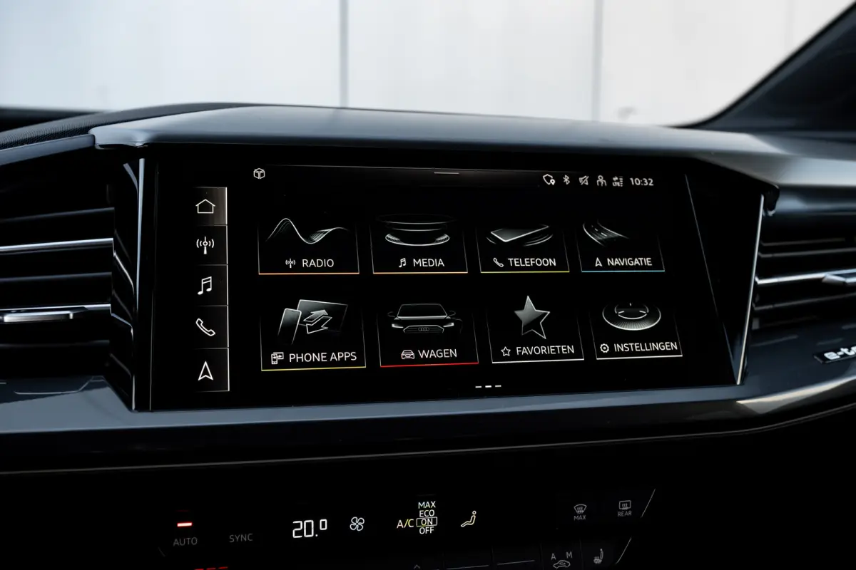 S edition Competition | Achterklep, automatisch bedienbaar | Achteruitrijcamera | Adaptive cruise control