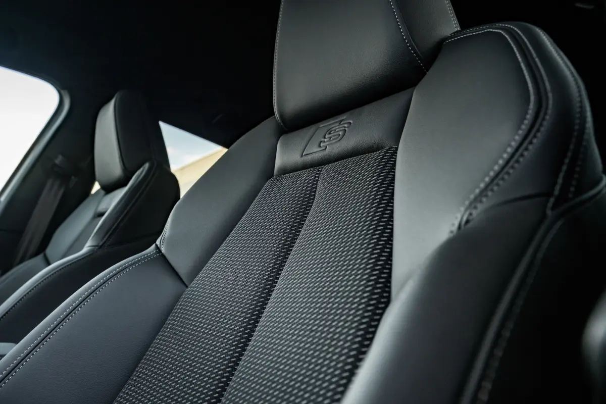 S edition Competition | Achterklep, automatisch bedienbaar | Achteruitrijcamera | Adaptive cruise control