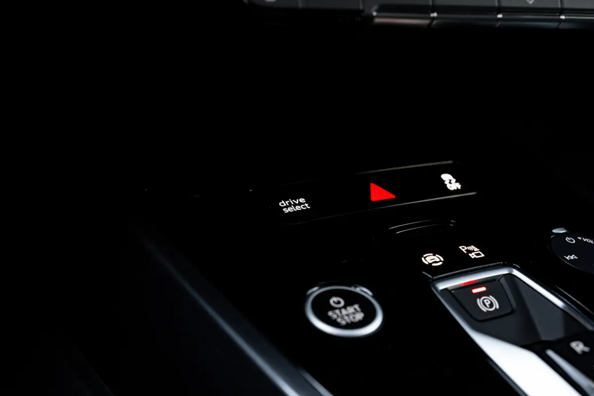 S edition Competition | Achterklep, automatisch bedienbaar | Achteruitrijcamera | Adaptive cruise control