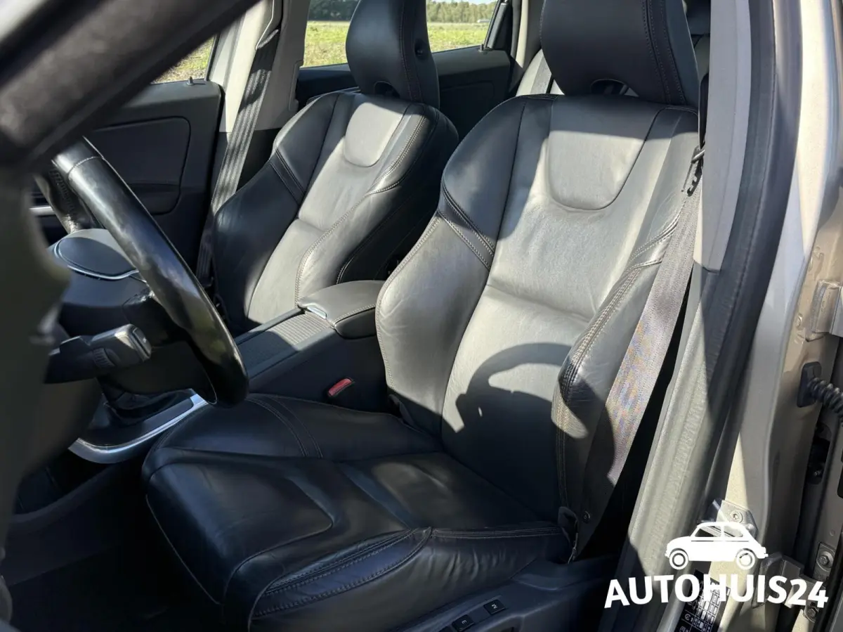 2.0 T5 FWD Summum ACC|PANODAK|KEYLESS|NL-AUTO|TREKHAAK