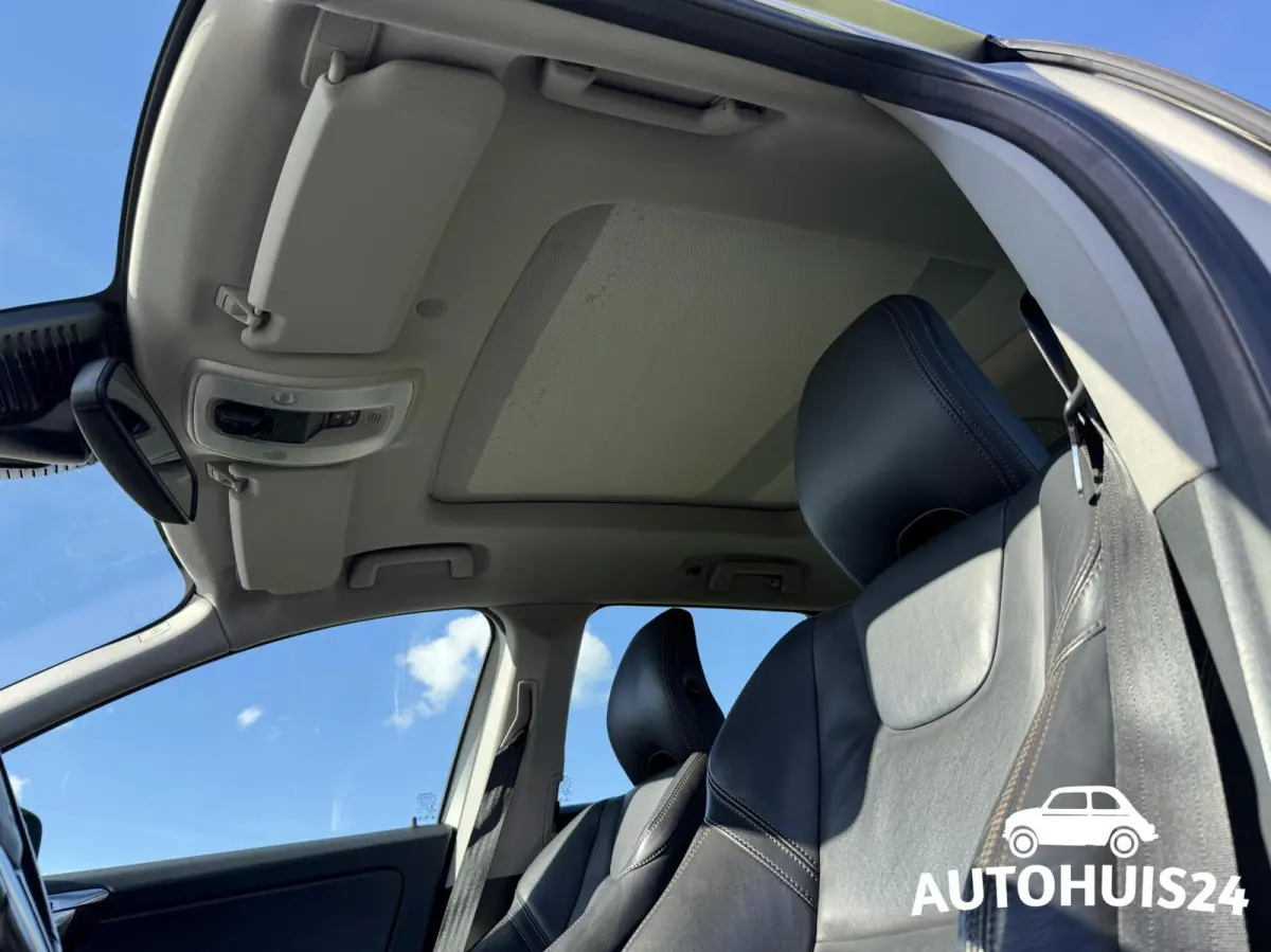 2.0 T5 FWD Summum ACC|PANODAK|KEYLESS|NL-AUTO|TREKHAAK