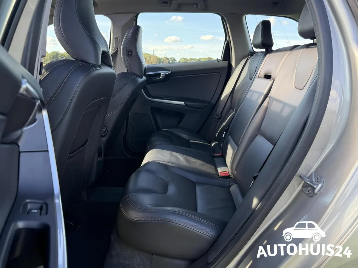 2.0 T5 FWD Summum ACC|PANODAK|KEYLESS|NL-AUTO|TREKHAAK