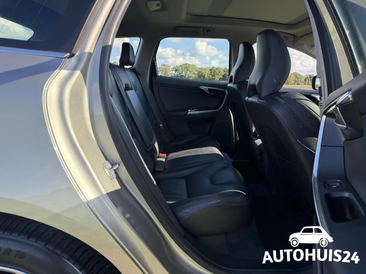 2.0 T5 FWD Summum ACC|PANODAK|KEYLESS|NL-AUTO|TREKHAAK