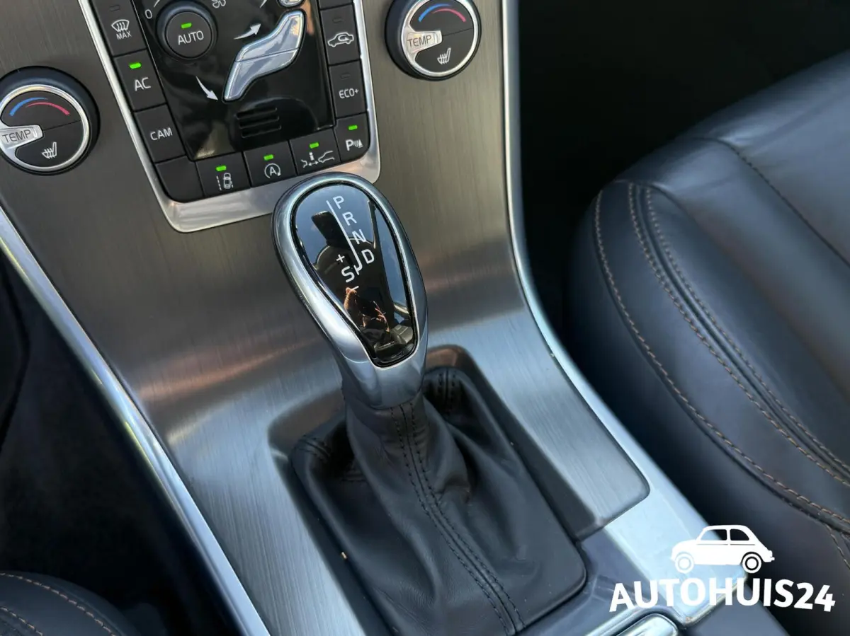 2.0 T5 FWD Summum ACC|PANODAK|KEYLESS|NL-AUTO|TREKHAAK