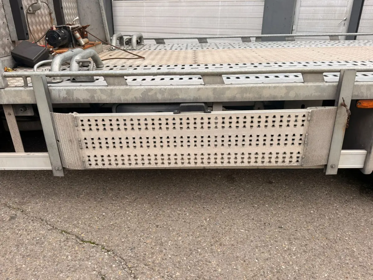 T35 2.3 dCi L4 DL Oprijwagen