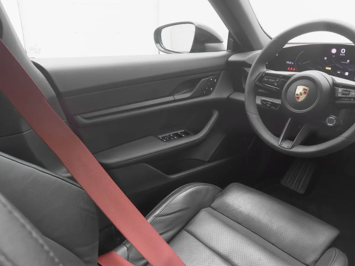 79 kWh | SPORT-CHRONO | PANO | BOSE | 21" | WARMTEPOMP | 2x MEMORY | STOEL- + STUURVERW.