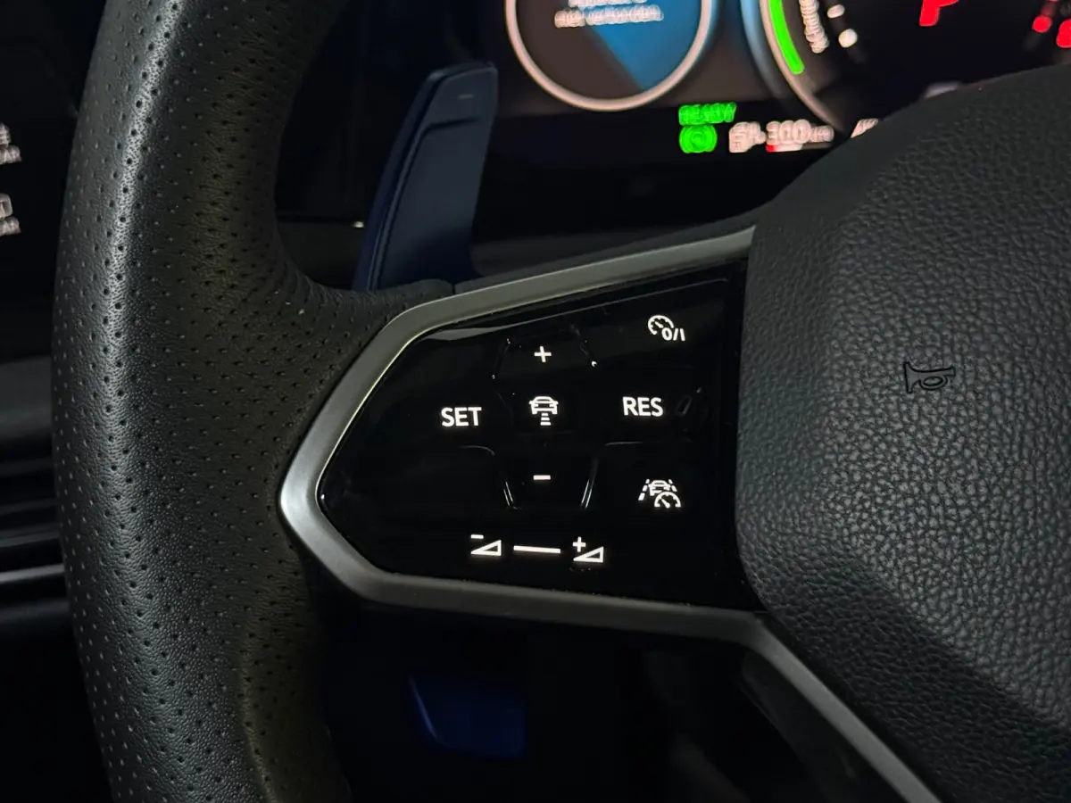 1.4 eHybrid GTE ACC Pano Sfeer Camera Headup Keyless