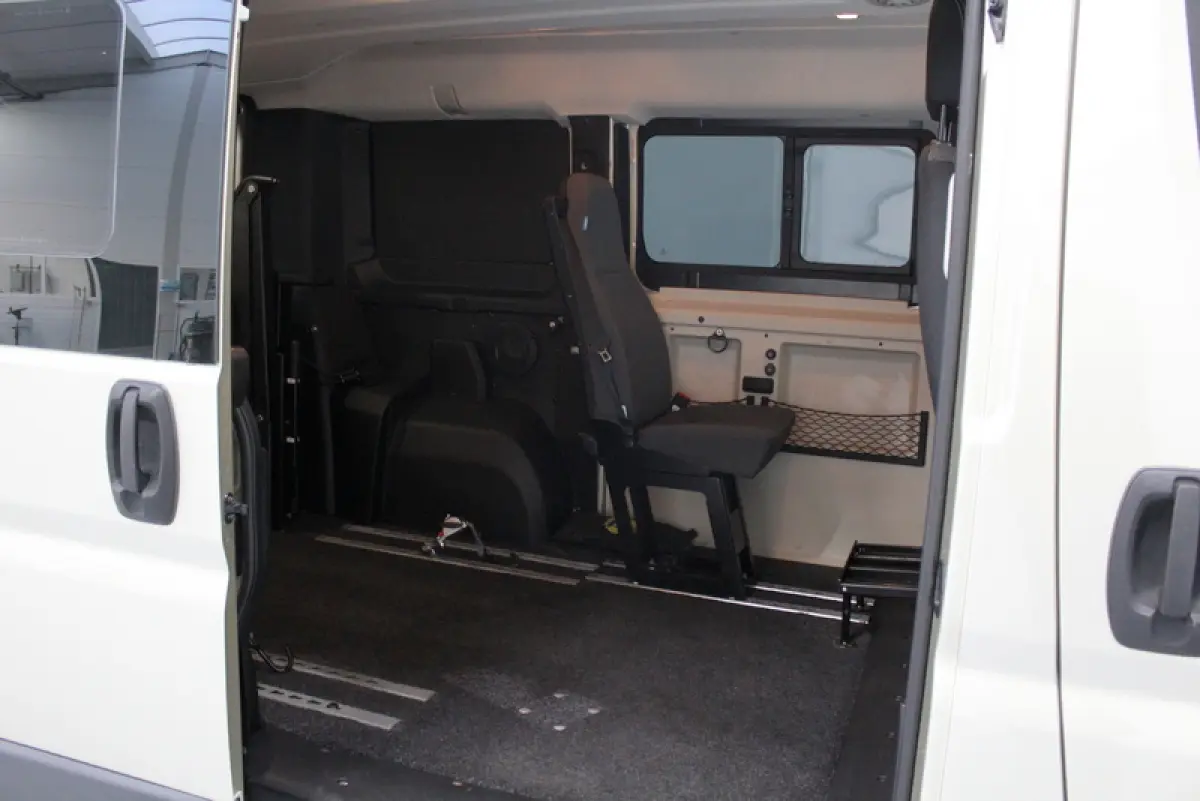 30 2.3 MultiJet L1H1, 131PK, ROLSTOELBUS MET LIFT | RIJKLAAR | AUTOMAAT | EURO 6 | 105.215 KM