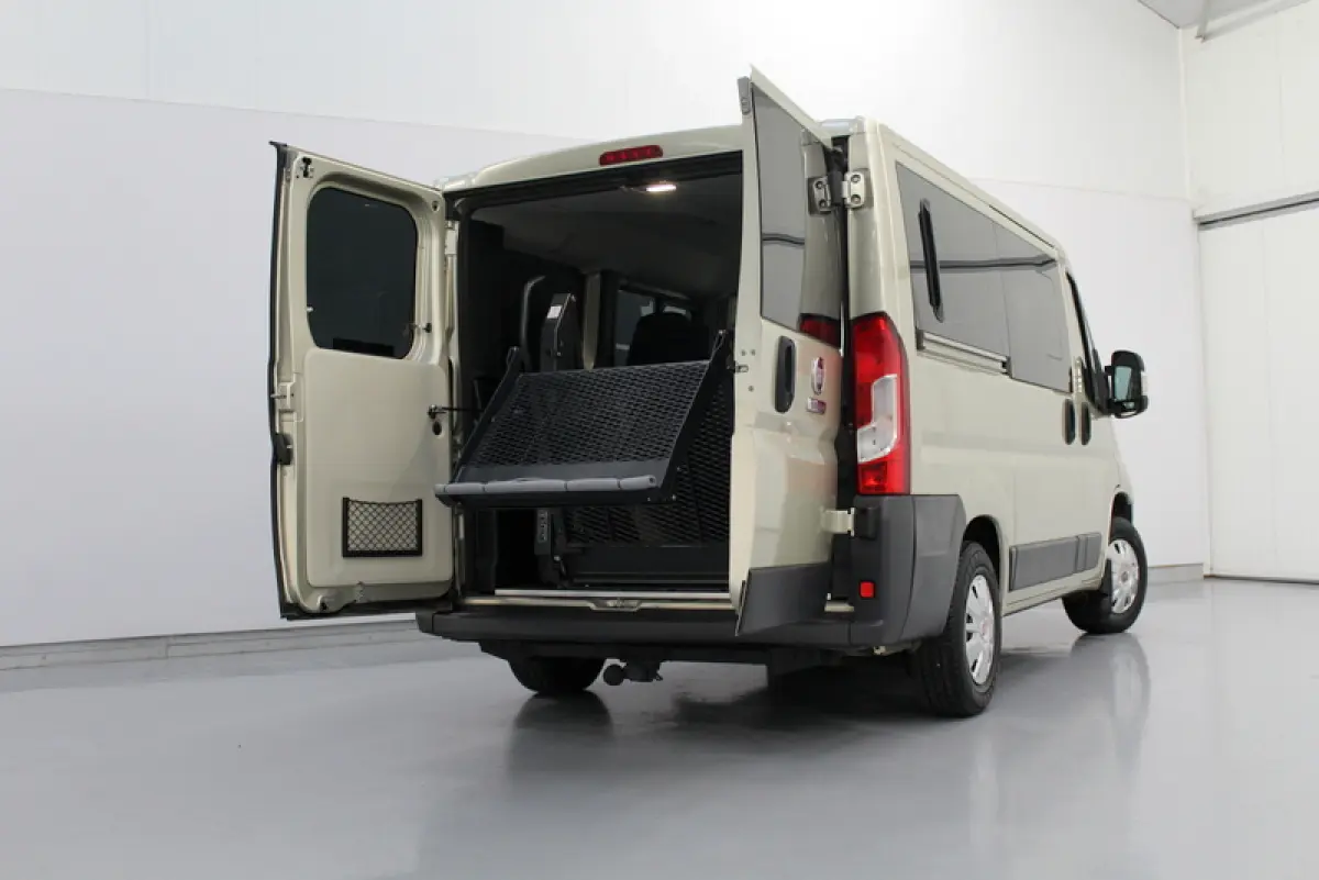 30 2.3 MultiJet L1H1, 131PK, ROLSTOELBUS MET LIFT | RIJKLAAR | AUTOMAAT | EURO 6 | 105.215 KM