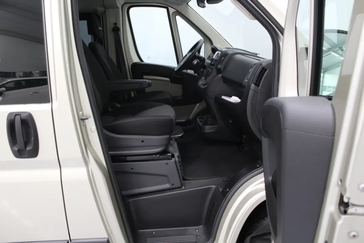 30 2.3 MultiJet L1H1, 131PK, ROLSTOELBUS MET LIFT | RIJKLAAR | AUTOMAAT | EURO 6 | 105.215 KM