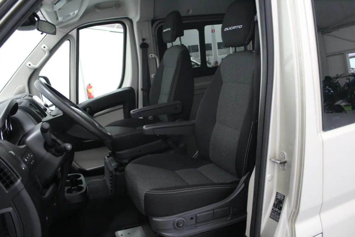 30 2.3 MultiJet L1H1, 131PK, ROLSTOELBUS MET LIFT | RIJKLAAR | AUTOMAAT | EURO 6 | 105.215 KM