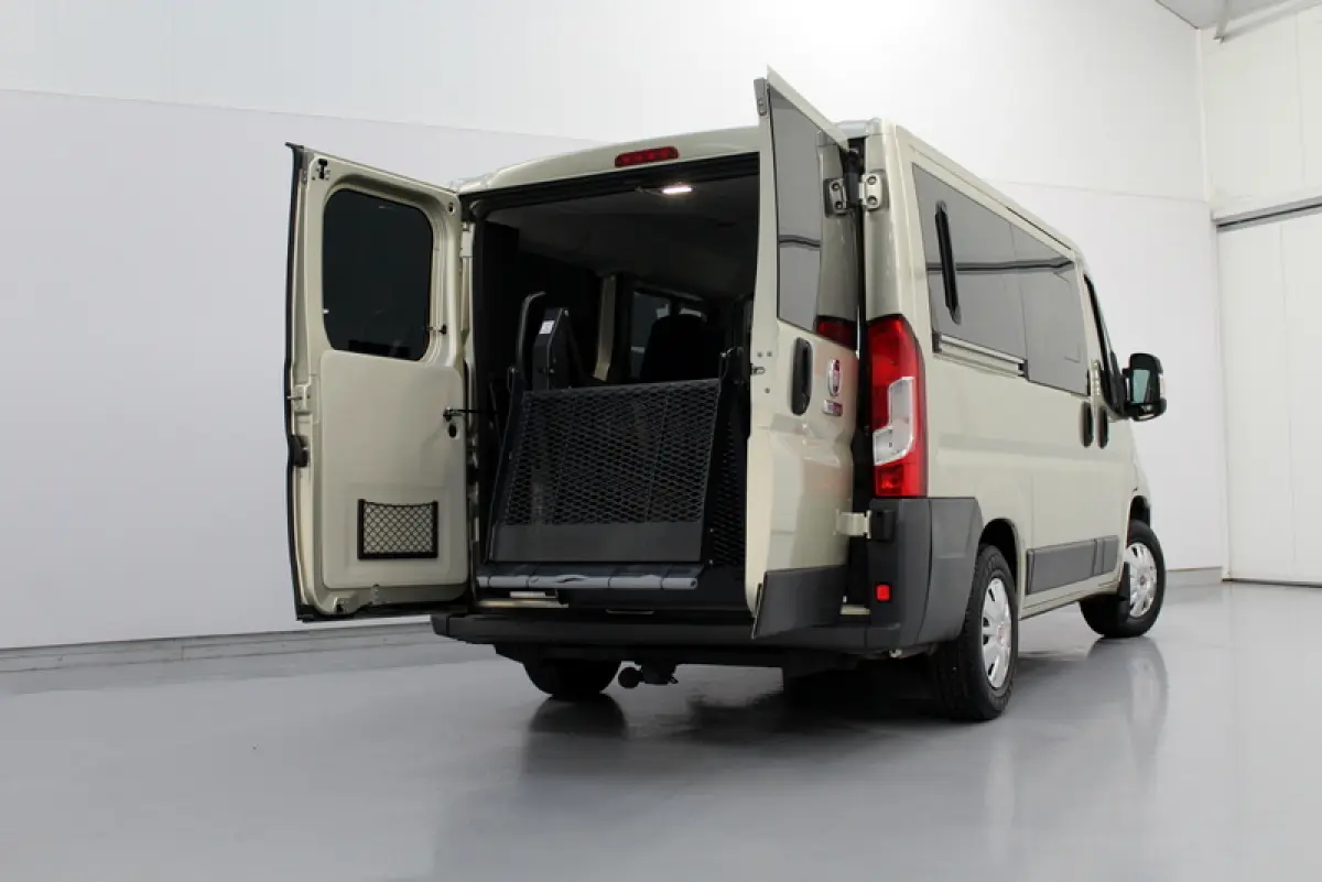 30 2.3 MultiJet L1H1, 131PK, ROLSTOELBUS MET LIFT | RIJKLAAR | AUTOMAAT | EURO 6 | 105.215 KM