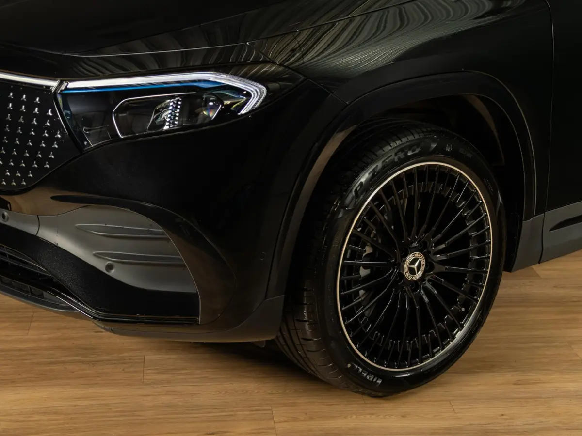 250+ Business Solution AMG 71 kWh | Panorama dak