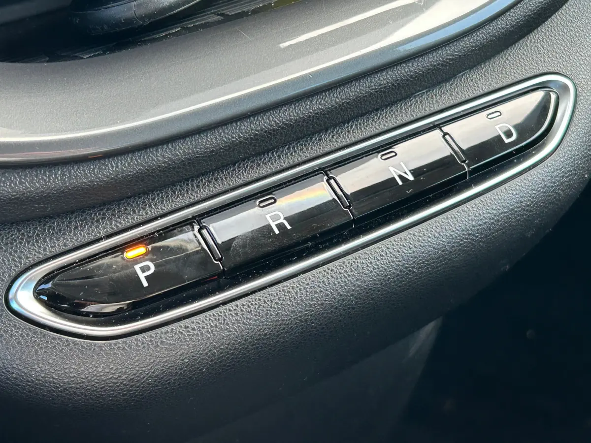 Passion 42 kWh Keyless Start | Apple CarPlay/Android Auto | Climate Controle | Cruise Controle | Lichtmetalen velgen | | Airco | Apple Carplay/Android Auto|telefoonintegratie premium | Boord