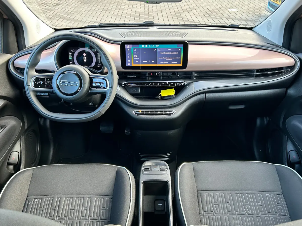 Passion 42 kWh Keyless Start | Apple CarPlay/Android Auto | Climate Controle | Cruise Controle | Lichtmetalen velgen | | Airco | Apple Carplay/Android Auto|telefoonintegratie premium | Boord