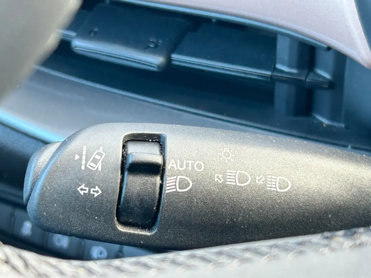 Passion 42 kWh Keyless Start | Apple CarPlay/Android Auto | Climate Controle | Cruise Controle | Lichtmetalen velgen | | Airco | Apple Carplay/Android Auto|telefoonintegratie premium | Boord