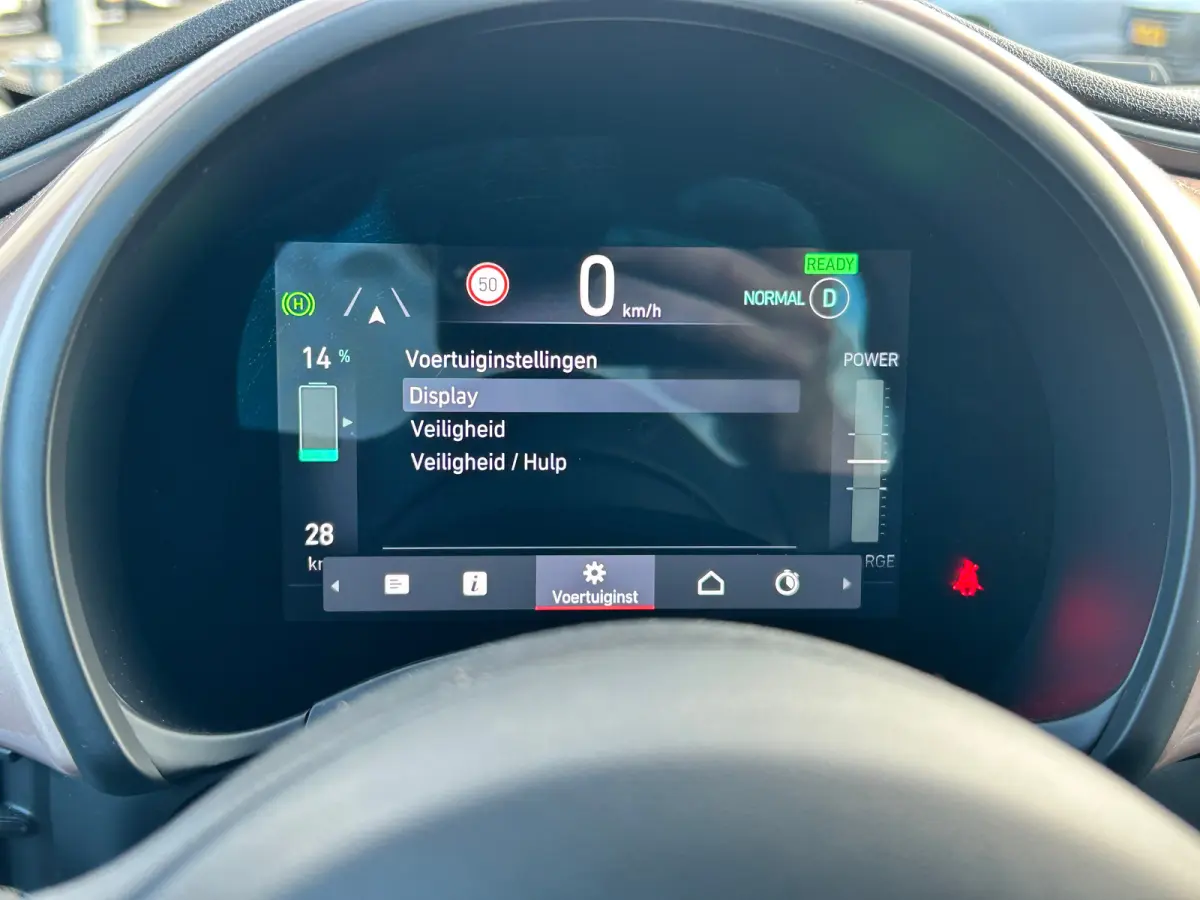 Passion 42 kWh Keyless Start | Apple CarPlay/Android Auto | Climate Controle | Cruise Controle | Lichtmetalen velgen | | Airco | Apple Carplay/Android Auto|telefoonintegratie premium | Boord