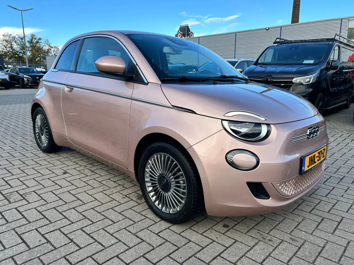 Passion 42 kWh Keyless Start | Apple CarPlay/Android Auto | Climate Controle | Cruise Controle | Lichtmetalen velgen | | Airco | Apple Carplay/Android Auto|telefoonintegratie premium | Boord