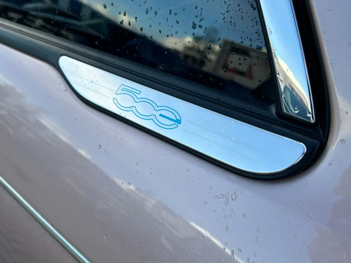 Passion 42 kWh Keyless Start | Apple CarPlay/Android Auto | Climate Controle | Cruise Controle | Lichtmetalen velgen | | Airco | Apple Carplay/Android Auto|telefoonintegratie premium | Boord