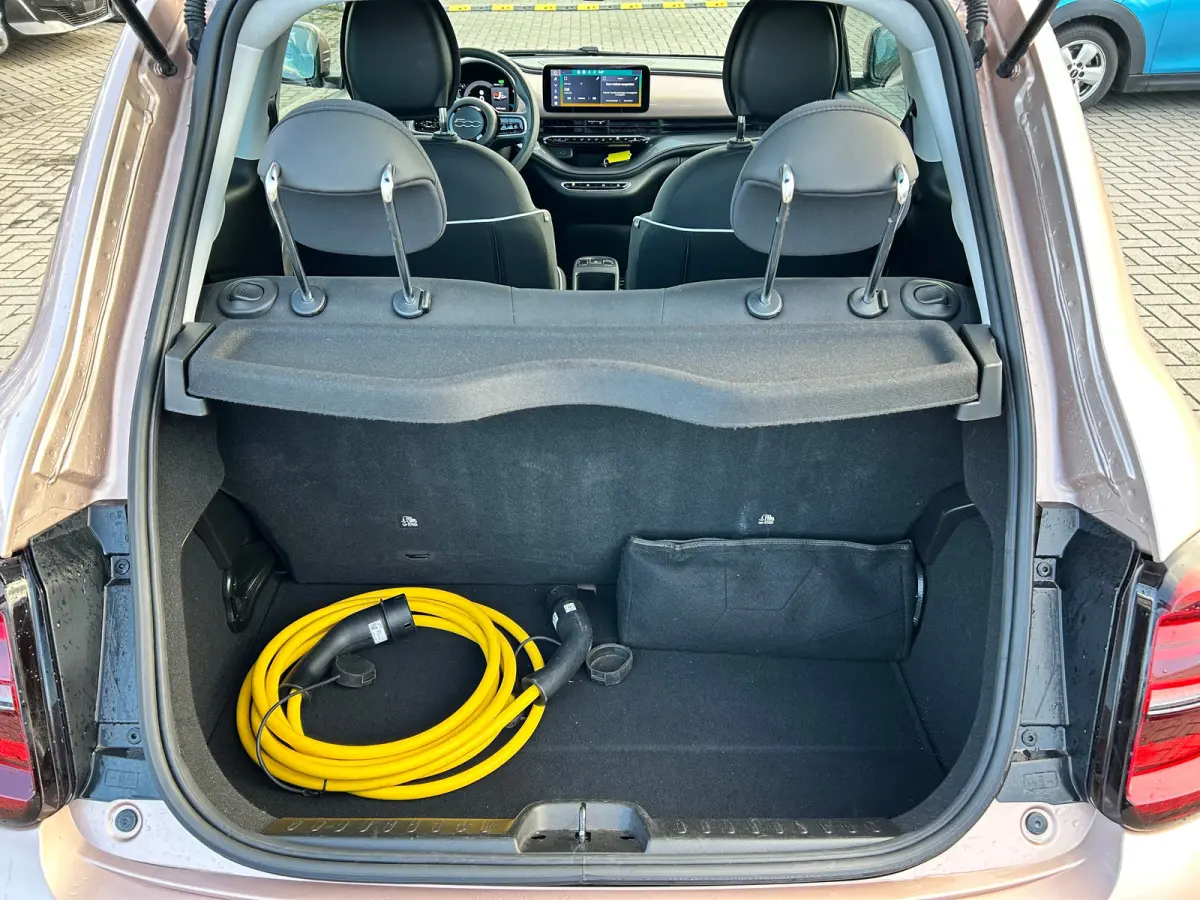 Passion 42 kWh Keyless Start | Apple CarPlay/Android Auto | Climate Controle | Cruise Controle | Lichtmetalen velgen | | Airco | Apple Carplay/Android Auto|telefoonintegratie premium | Boord