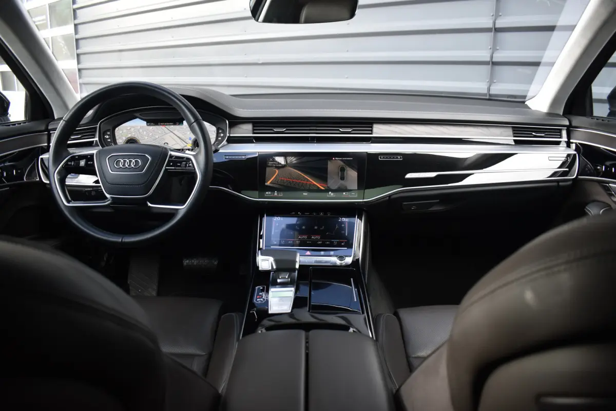 60 TFSI e Quattro | Panorama | DVD schermen | Massage | B&O | Matrix | 360 Camera | Head-Up | Luchtvering |