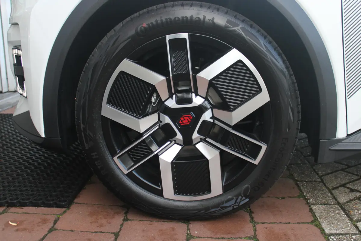 COMFORT RANGE TECHNO 150PK 52 kWh *NIEUWE AUTO!* | PACK WINTER TECHNO: (ELEKTRISCH VERWARMBARE VOORSTOELEN, ELEKTRISCH VERWARMBAAR STUURWIEL, BESTUUDERSSTOEL MET ELEKTRSCH VERSTELBARE LENDES