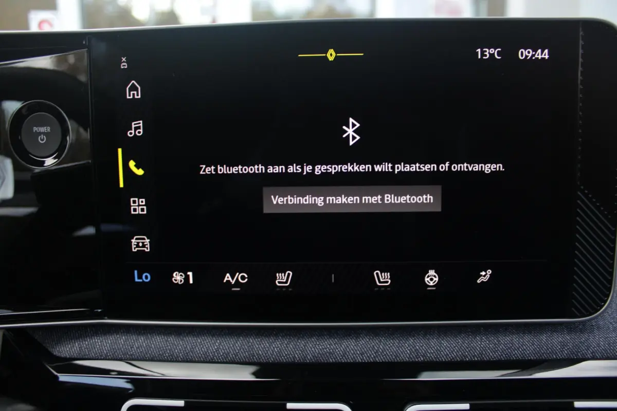 COMFORT RANGE TECHNO 150PK 52 kWh *NIEUWE AUTO!* | PACK WINTER TECHNO: (ELEKTRISCH VERWARMBARE VOORSTOELEN, ELEKTRISCH VERWARMBAAR STUURWIEL, BESTUUDERSSTOEL MET ELEKTRSCH VERSTELBARE LENDES