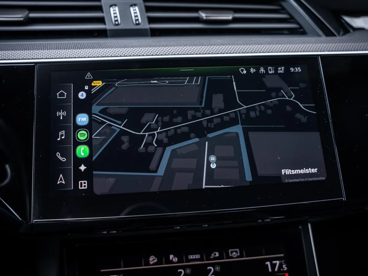 SQ8 S quattro 115 kWh - Pano l Matrix l B&O l RS seats