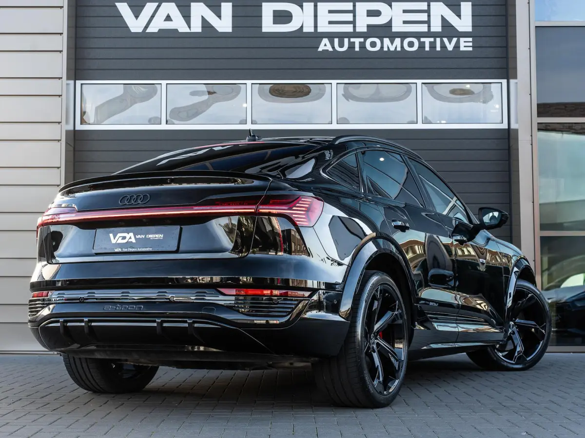 SQ8 S quattro 115 kWh - Pano l Matrix l B&O l RS seats