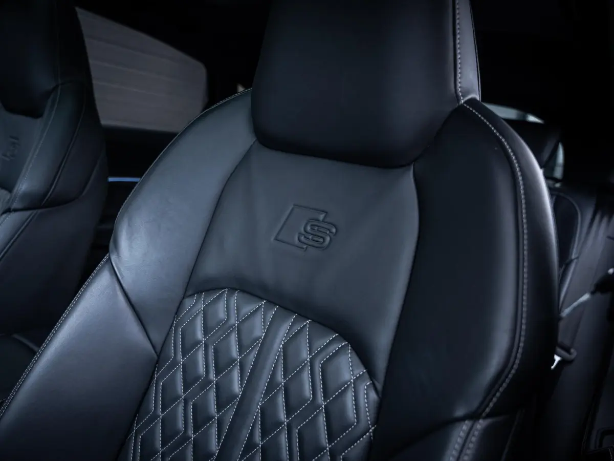 SQ8 S quattro 115 kWh - Pano l Matrix l B&O l RS seats