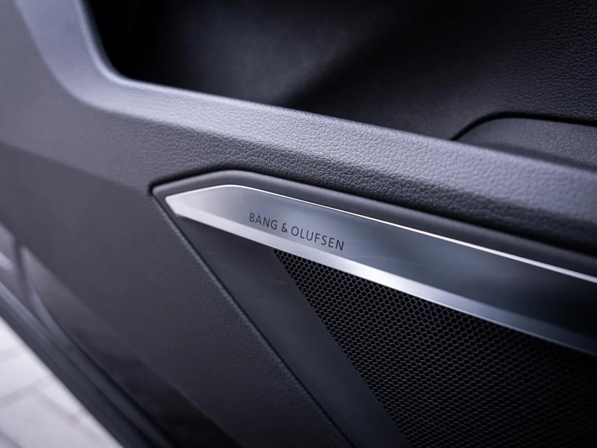 SQ8 S quattro 115 kWh - Pano l Matrix l B&O l RS seats