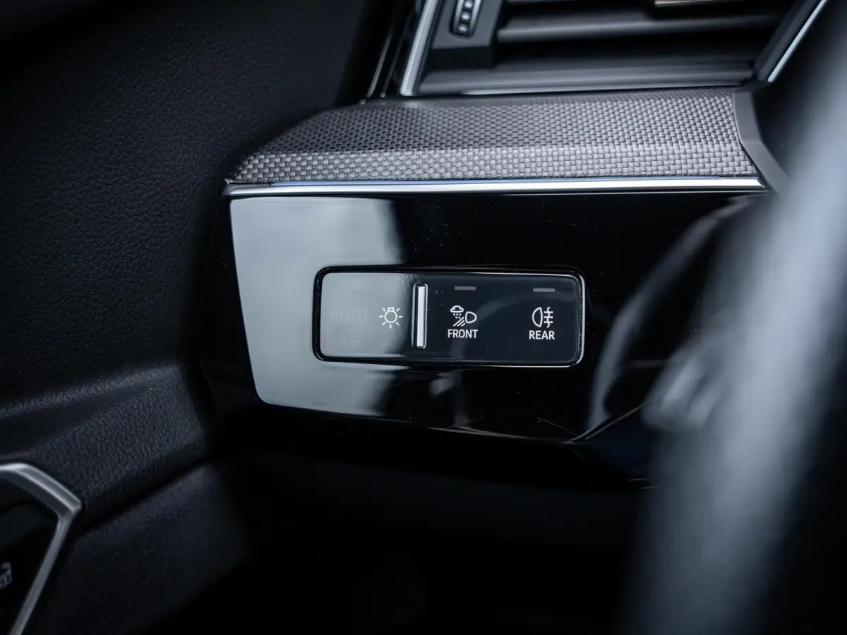 SQ8 S quattro 115 kWh - Pano l Matrix l B&O l RS seats