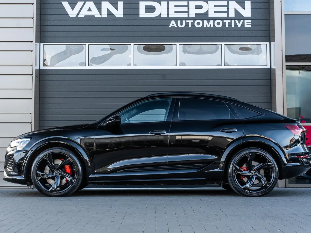 SQ8 S quattro 115 kWh - Pano l Matrix l B&O l RS seats