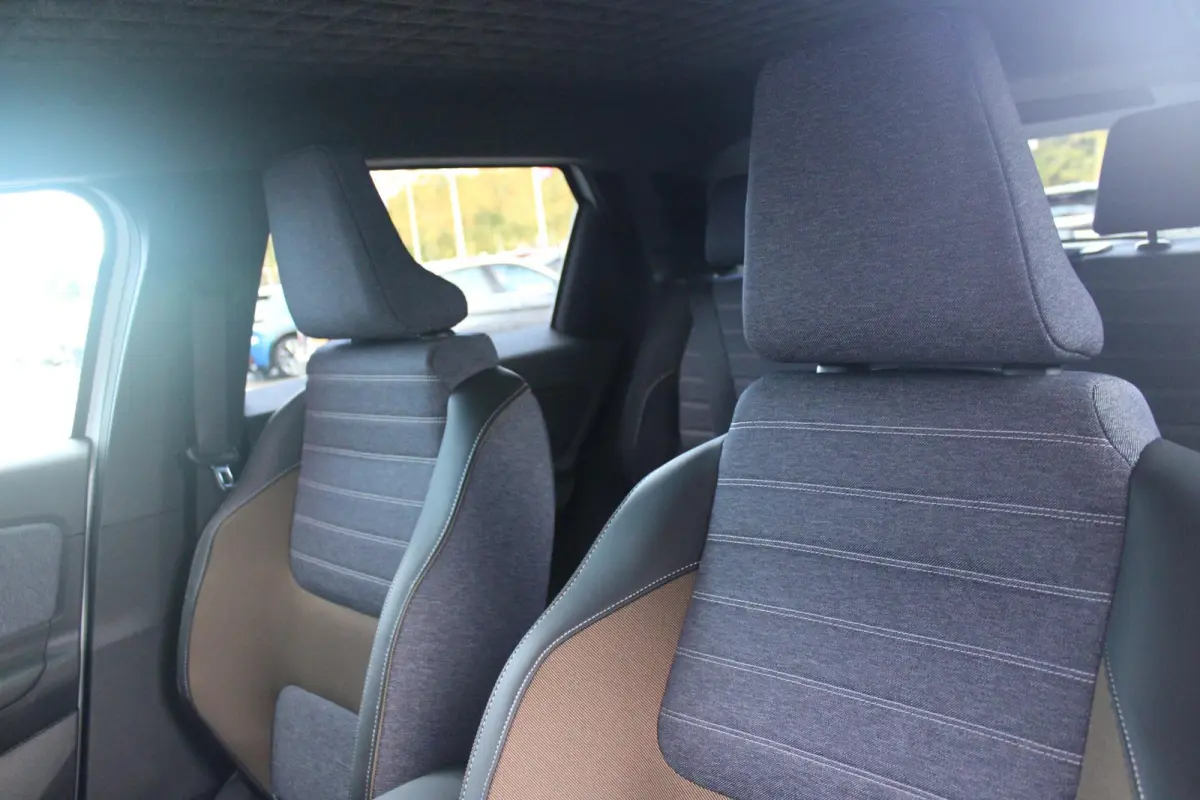 COMFORT RANGE TECHNO 150PK 52 kWh *NIEUWE AUTO!* | PACK WINTER TECHNO: (ELEKTRISCH VERWARMBARE VOORSTOELEN, ELEKTRISCH VERWARMBAAR STUURWIEL, BESTUUDERSSTOEL MET ELEKTRSCH VERSTELBARE LENDES