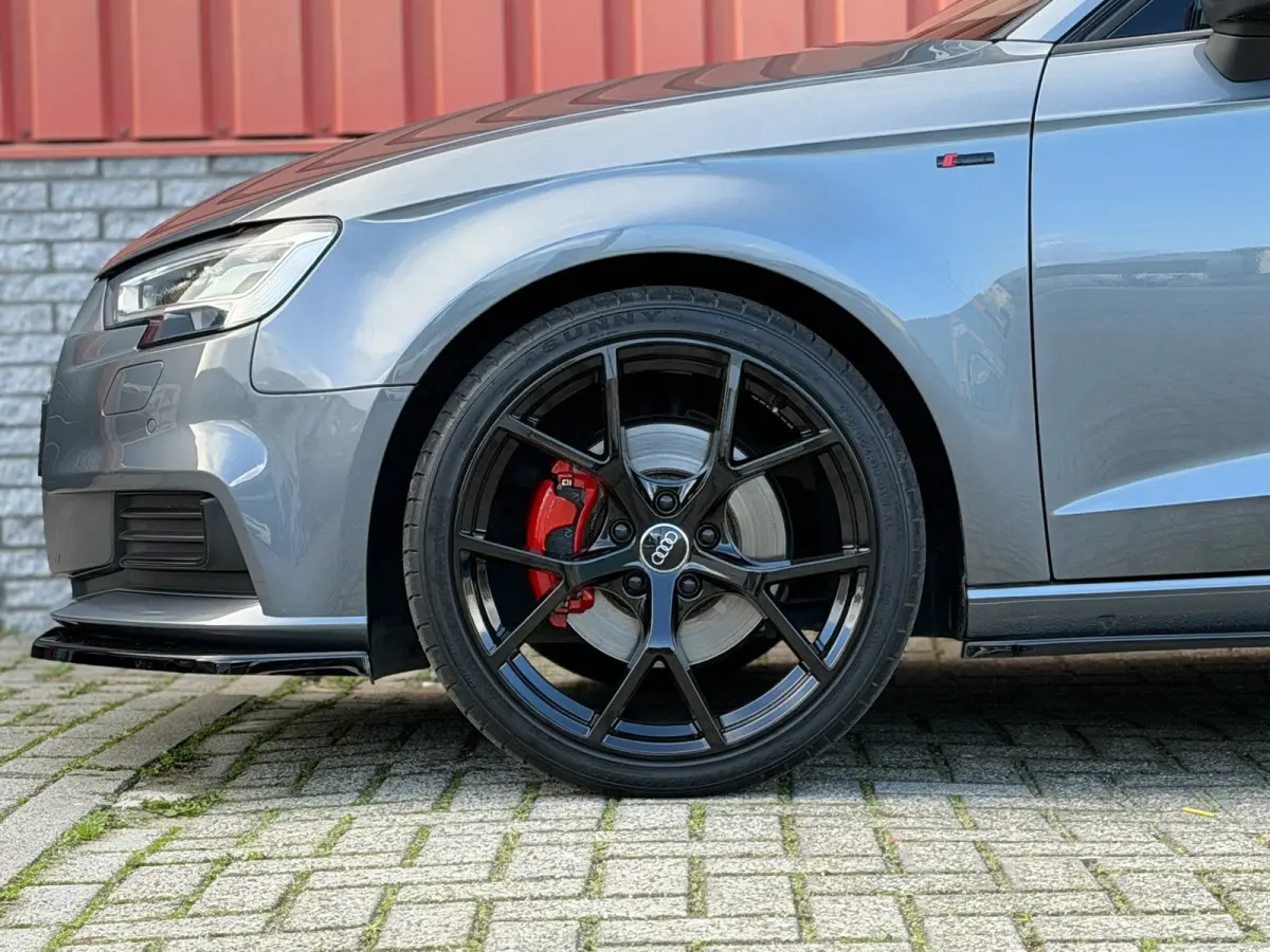 2.0 TFSI quattro Pano Virtual Carplay Camera