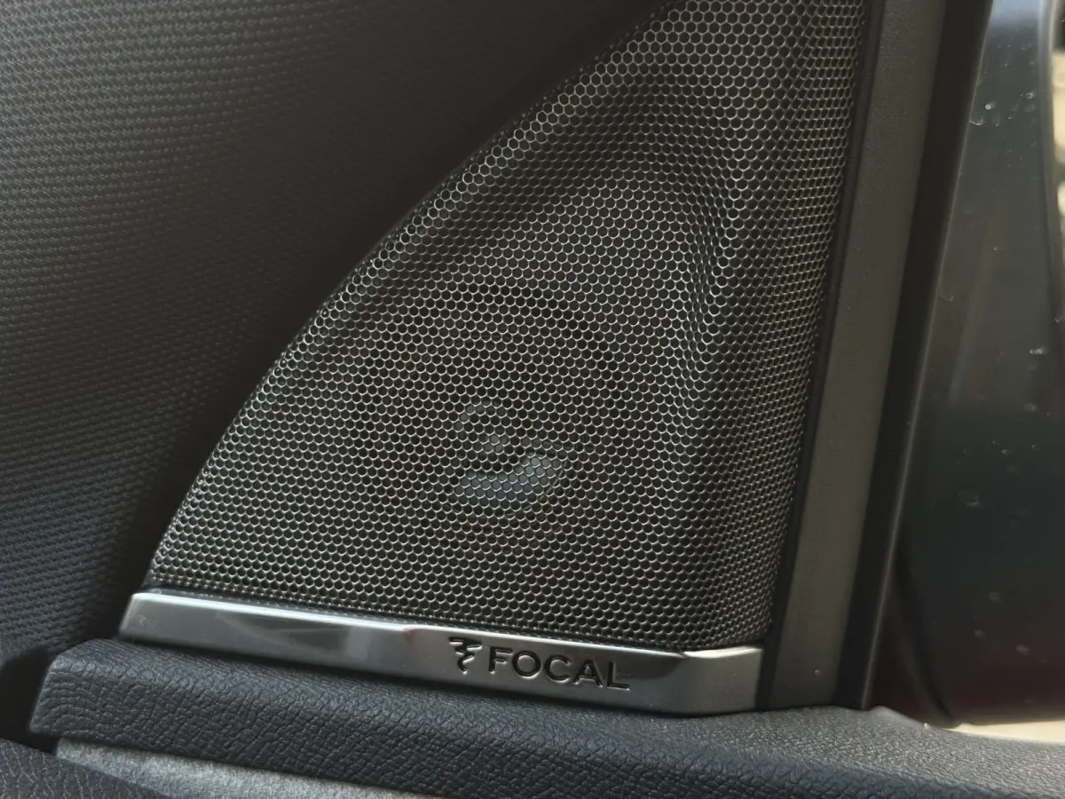 1.6 PureTech Blue Lease GT Pano | Trekhaak |  Memory | Focal |