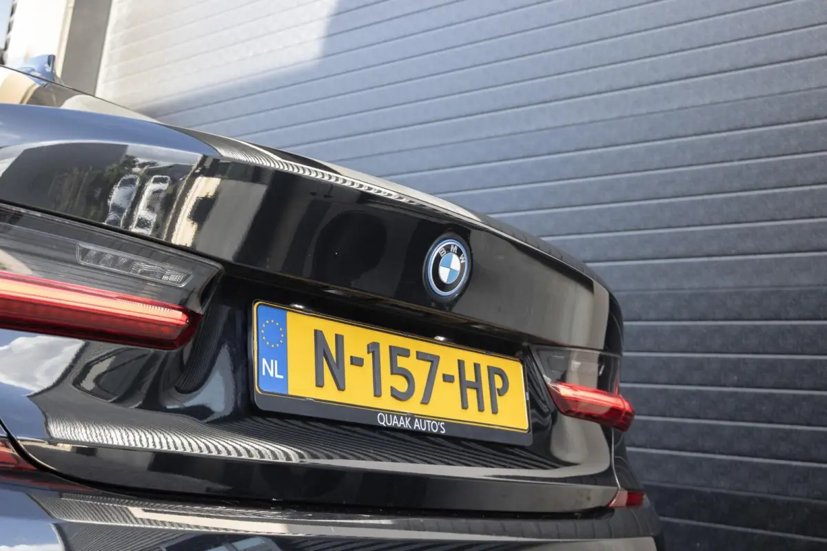 320e M-Sport High Executive | LASER | CARPLAY | LEER | STOELVERWARMING