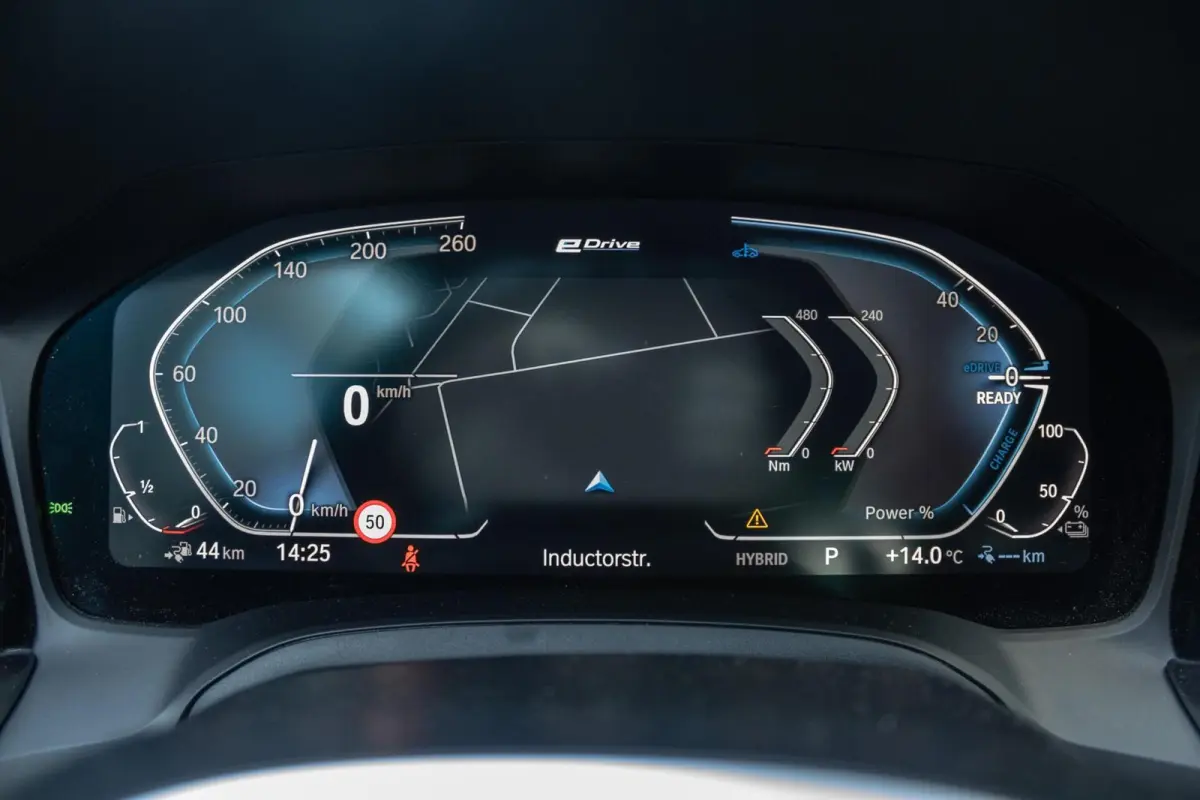 320e M-Sport High Executive | LASER | CARPLAY | LEER | STOELVERWARMING