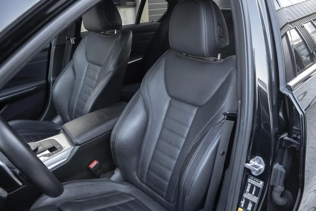 320e M-Sport High Executive | LASER | CARPLAY | LEER | STOELVERWARMING