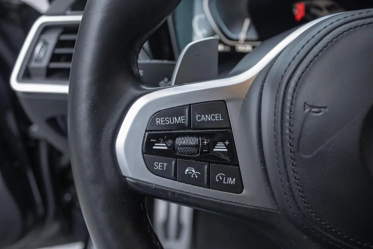 320e M-Sport High Executive | LASER | CARPLAY | LEER | STOELVERWARMING