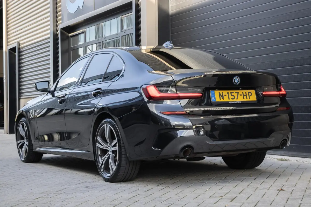 320e M-Sport High Executive | LASER | CARPLAY | LEER | STOELVERWARMING