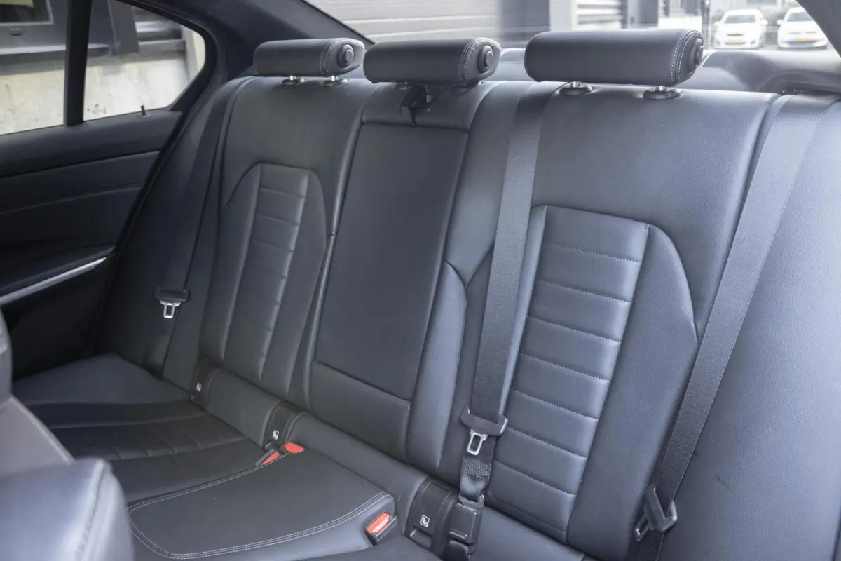 320e M-Sport High Executive | LASER | CARPLAY | LEER | STOELVERWARMING