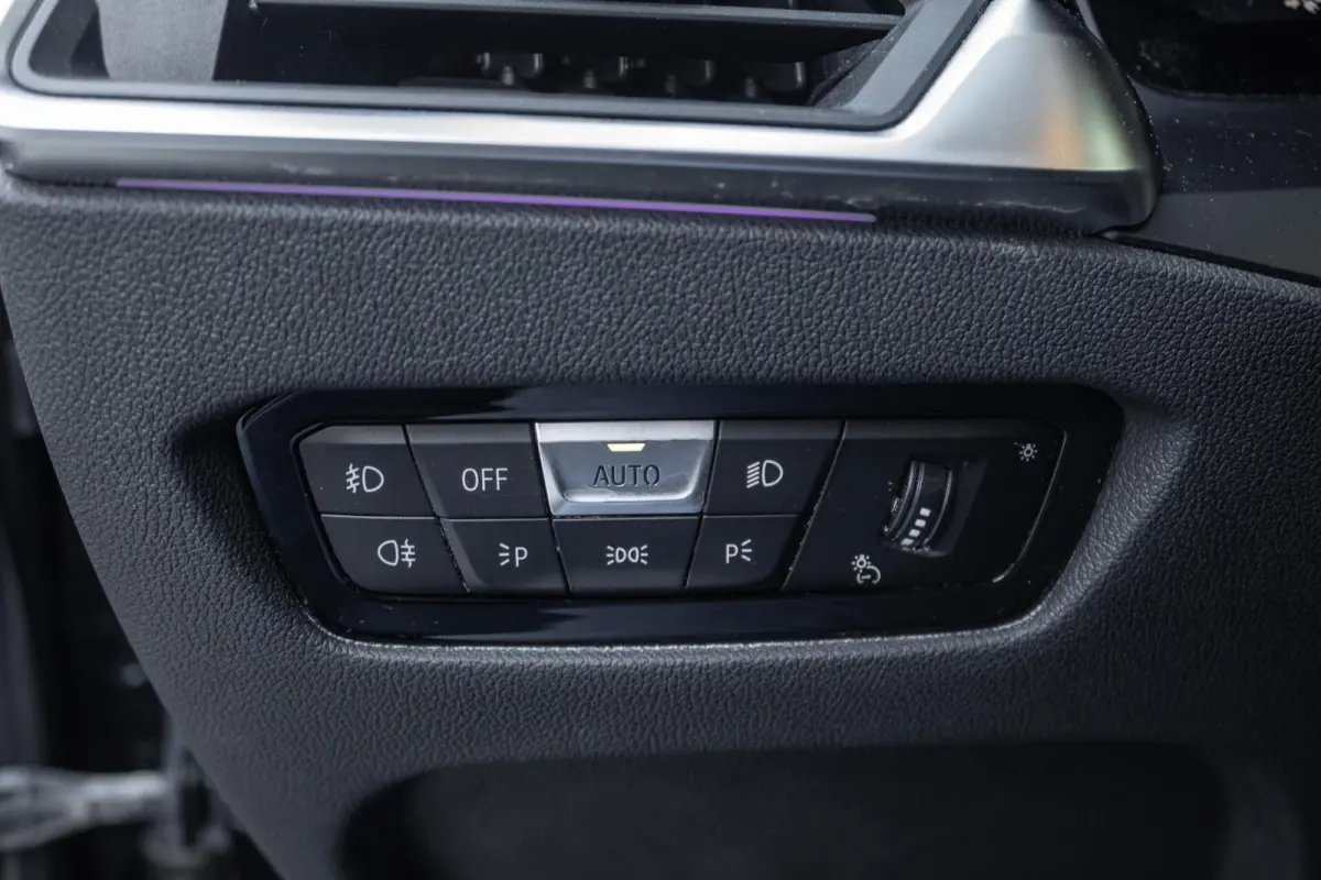 320e M-Sport High Executive | LASER | CARPLAY | LEER | STOELVERWARMING