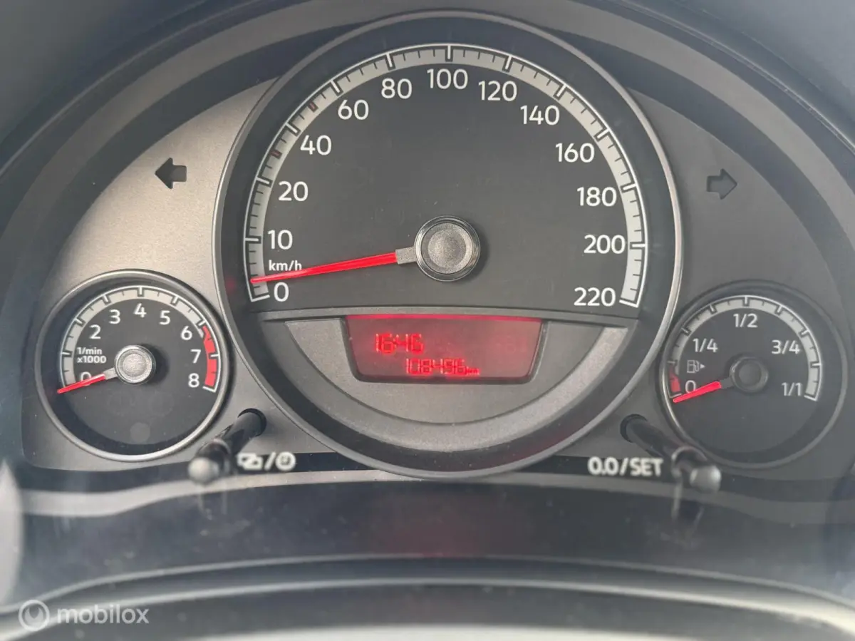 Up! 1.0 BMT high up! Regensensor|Parkeersensor|Lage km!