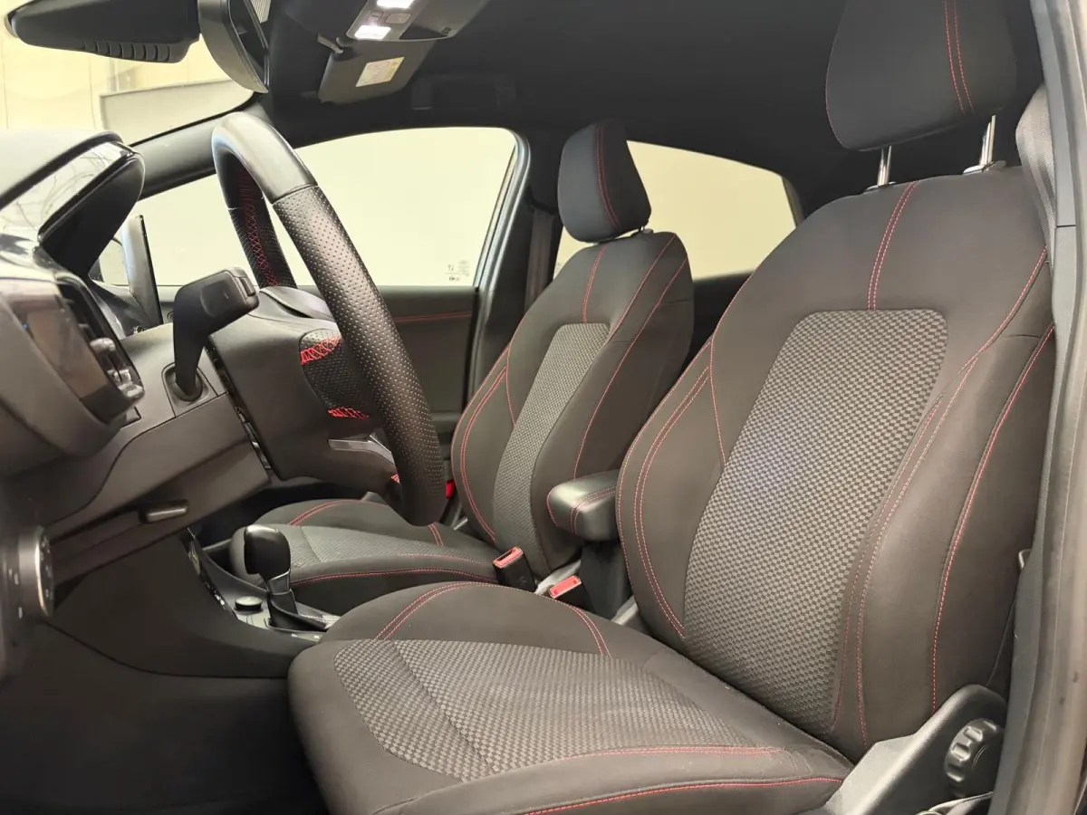 1.0 EcoBoost ST-Line | Achteruitrijcamera | Airco (automatisch) | Apple Carplay/Android Auto|telefoonintegratie premium