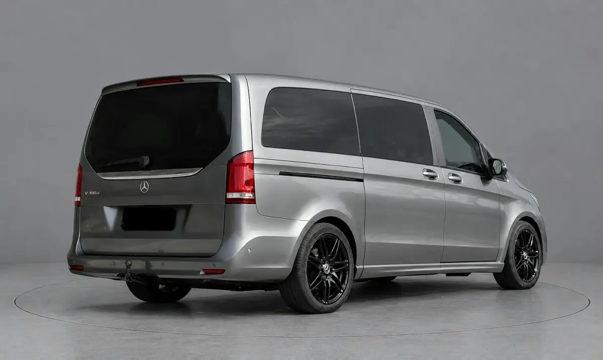 300d L2 AMG Edition 360 Camera, Cruise, Carplay, Stoelverkoeling, Burmester, Stoelverwarming, Trekhaak, 240pk, Automaat, Leder, Uniek!
